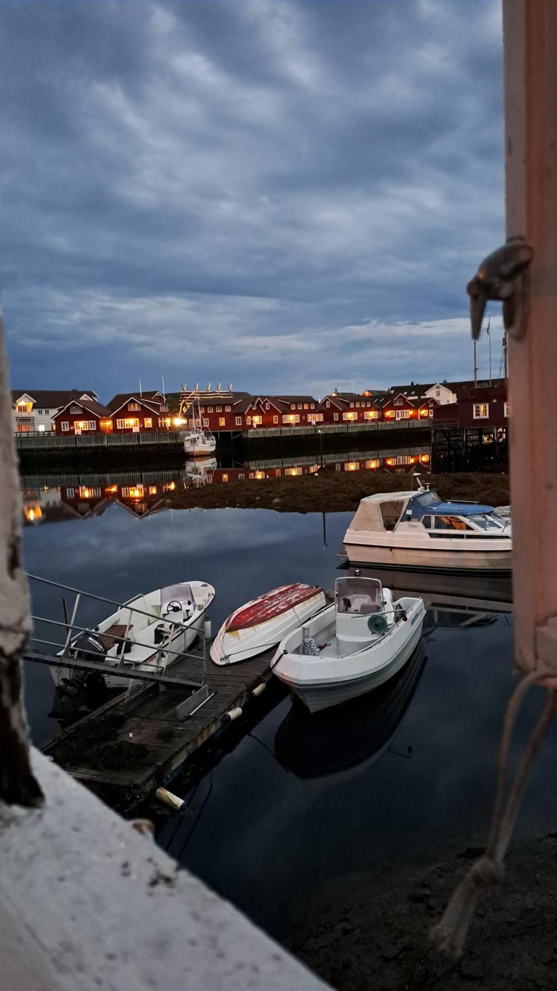 Ferienwohnung Kule Gule Huset Svolvær Exterior foto