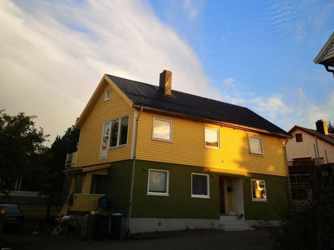 Ferienwohnung Kule Gule Huset Svolvær Exterior foto