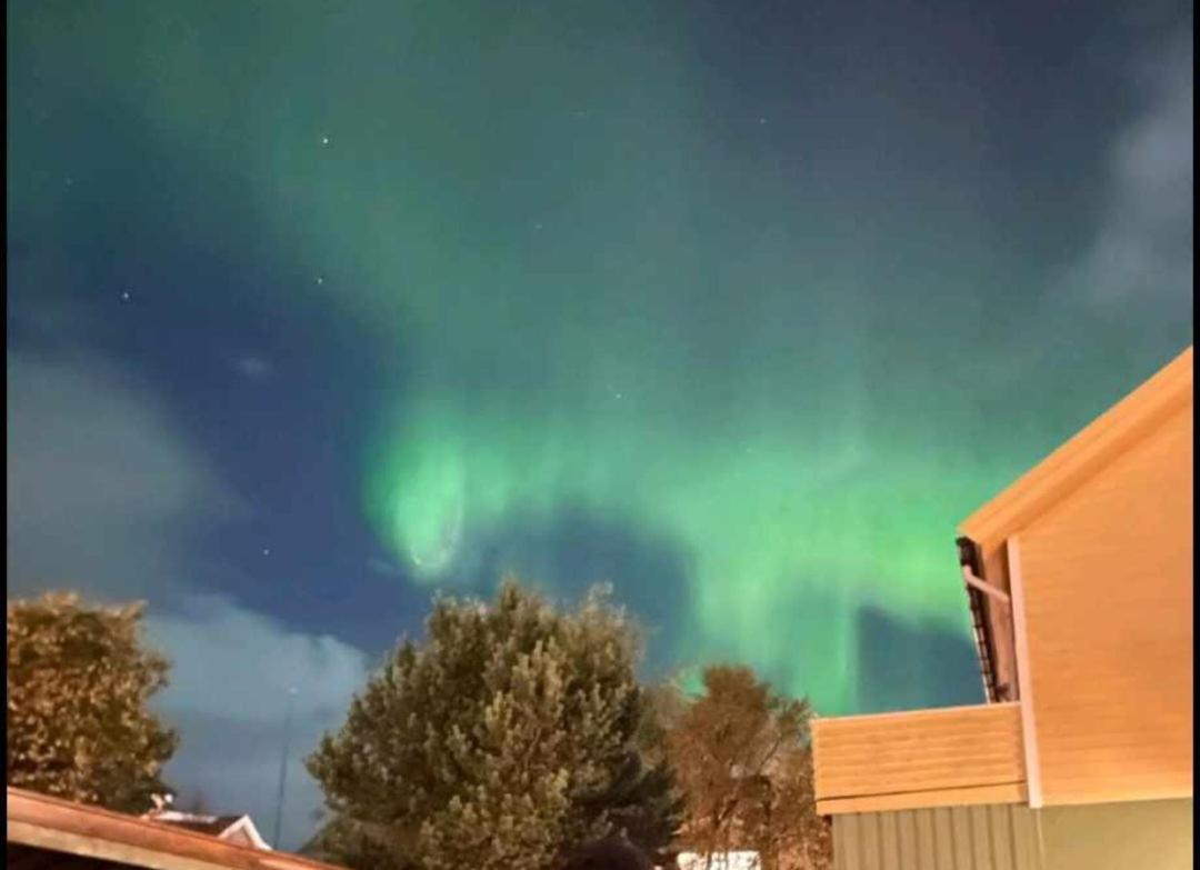 Ferienwohnung Kule Gule Huset Svolvær Exterior foto